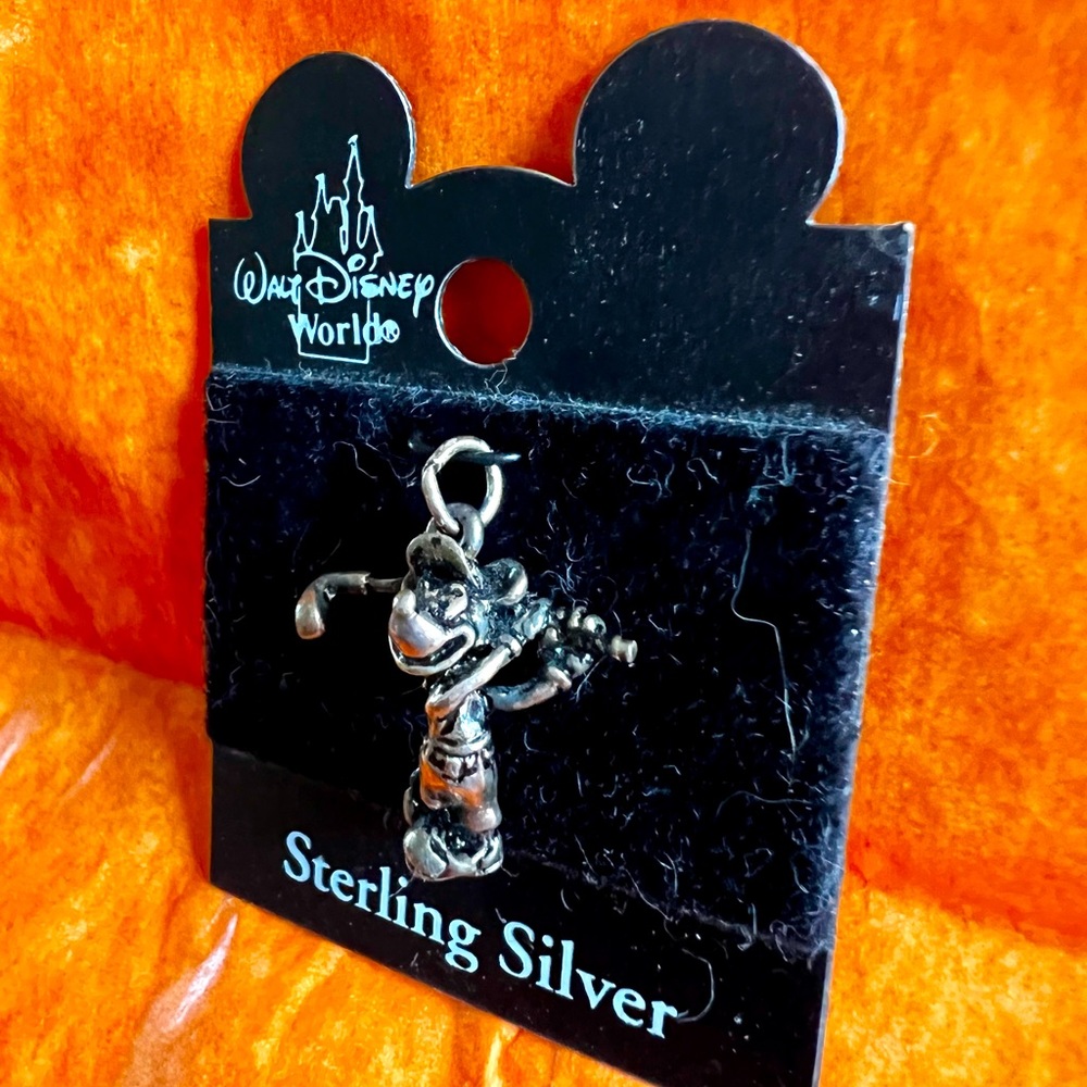 Mickey Mouse “Golfer” Charm